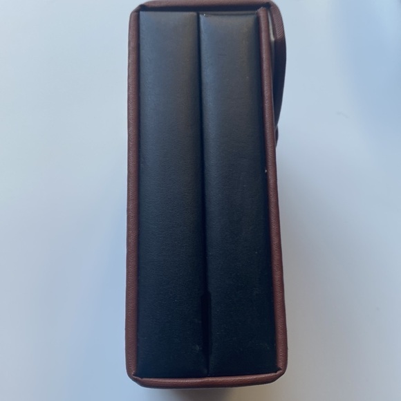 Rhinestone Heart | Trifold | Black/Brown | Jewelry Case - Picture 5 of 16